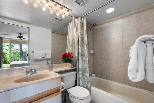 Et badeværelse på MBH109 Charming & Updated Maui Banyan 2 Bath