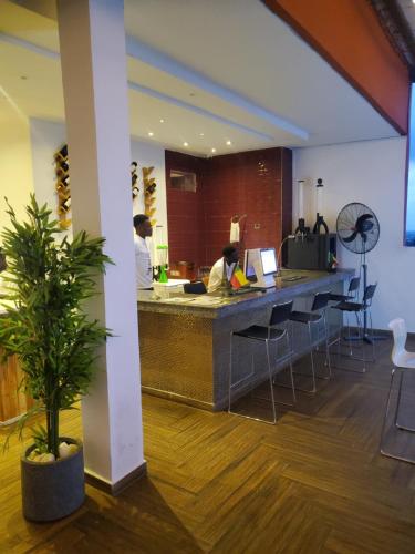 Ο χώρος του λόμπι ή της ρεσεψιόν στο TOUR EIFFEL HoTEL BENIN