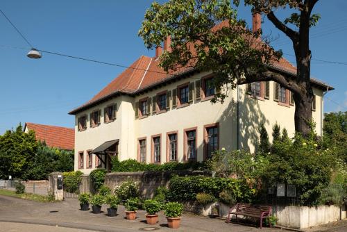 Photo de la galerie de l'établissement Große Pause Altes Schulhaus Schweigen, à Schweigen-Rechtenbach