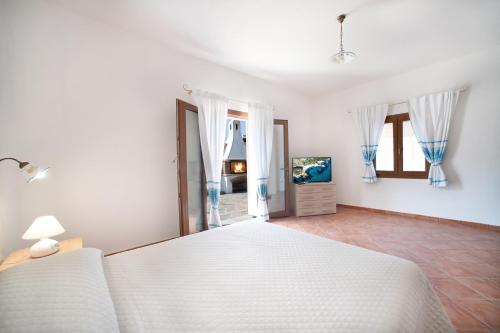 Gallery image of Splendida Villa vicino al magico mare di Orosei in Loculi