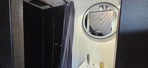 Le Paille 3 - Studio chic cosy - HyperCentre - WIFI