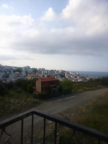 a view of a city from a road at HAMZAOĞLu KONAK in Atakum