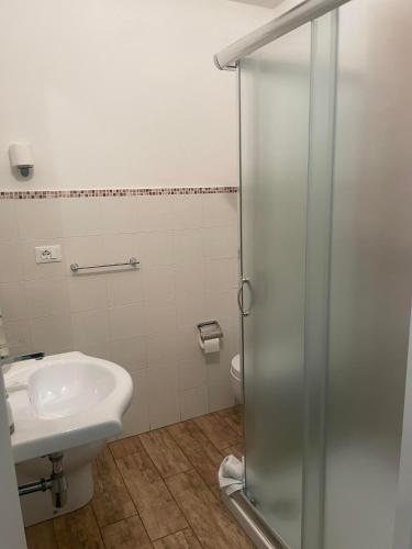 Salle de bains dans l'établissement Itaka