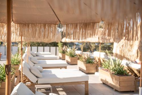 Ruang duduk di Hotel Atolon & Kaafu Beach Club