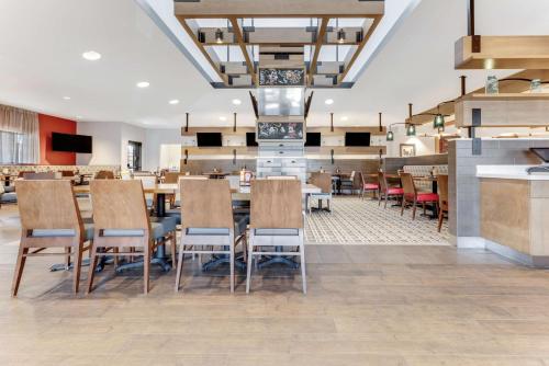 Køkken eller tekøkken på Sonesta Anaheim Resort Area