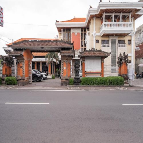 Gallery image of RedDoorz at Hotel Dewata Indah Denpasar in Denpasar