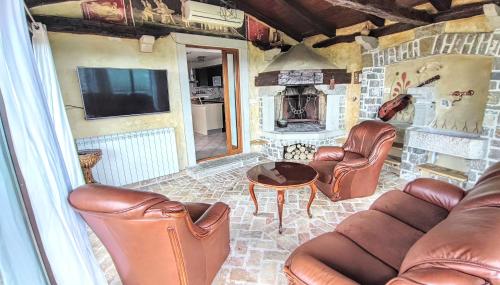 Appartman Casa Fermeglia with private jacuzzie and truffle hunting experience