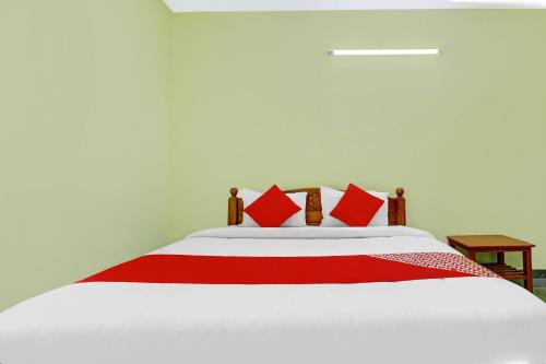 Gallery image of Hotel O Gan Residency in Golden Rock