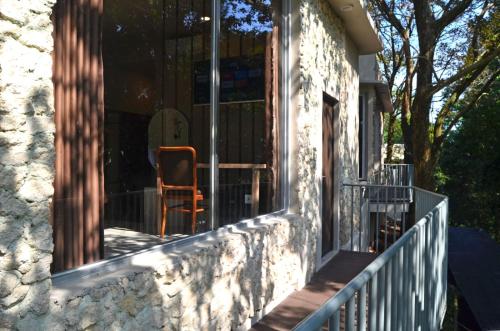 HeHa Waterfall Suites & Camping Groundにあるバルコニーまたはテラス