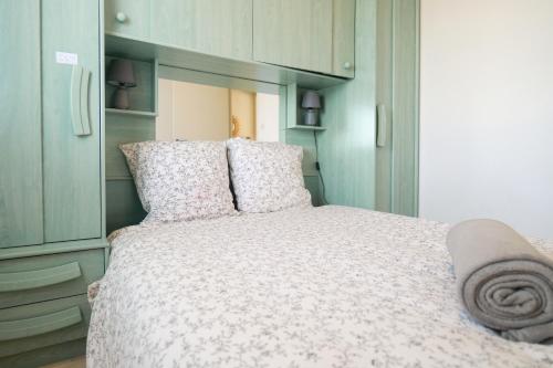 Appartement dans résidence de vacances, avec piscine, quartier Pironniere Les Sables 4 personnes