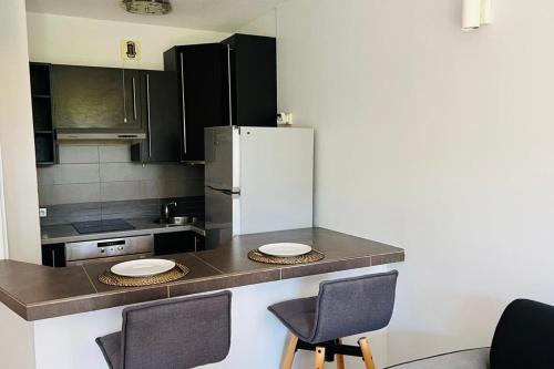 Photo de la galerie de l'établissement Beautiful sunny apartment with balcony in Nice, à Nice