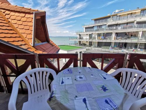 Lellepart Apartmanház 8638 Balatonlelle, Napospart utca 1 kép - 3