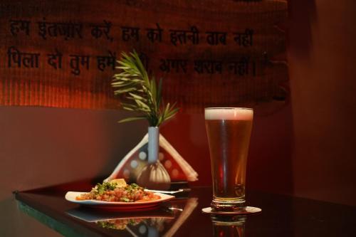 Bebidas en Tathastu Bandhavgarh