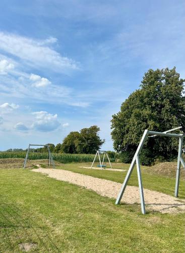Herní místnost nebo prostor pro děti v ubytování Großes Ferienhaus an der Ostsee "Oldevighus"