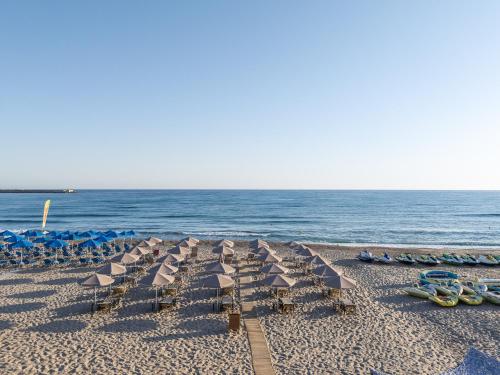 Steris Elegant Beach Hotel