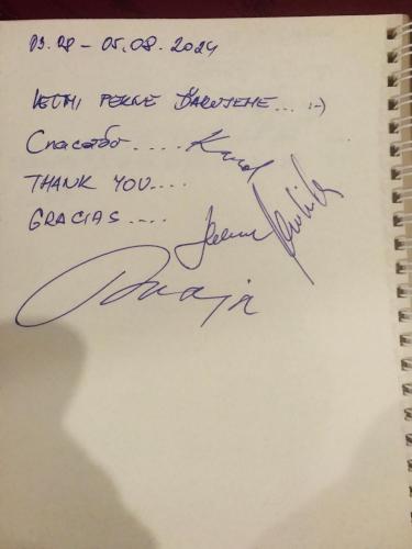 a handwritten note on a notebook with handwriting at gaydi in Gori