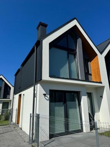 Domek 12-1 przy Plaży Jastrzębia Góra-Ostrowo