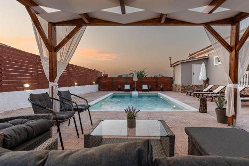 Atlas Villa