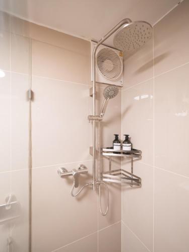 Bilik mandi di home22 Private Residence