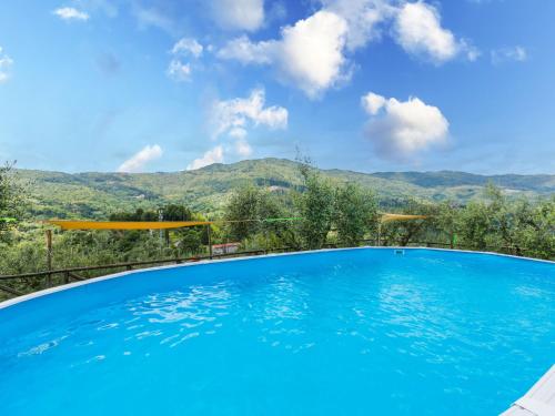 The swimming pool at or close to Holiday Home Poggetto Pellegrini by Interhome