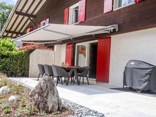 Apartment Chalet Butz by Interhome