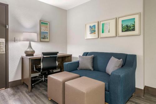 Comfort Inn & Suites Downtown Brickell-Port of Miami Image