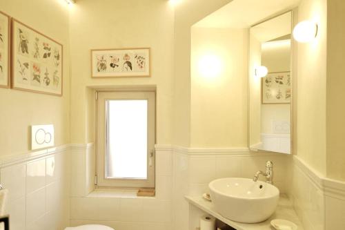 Panoramic Quirinal Penthouse