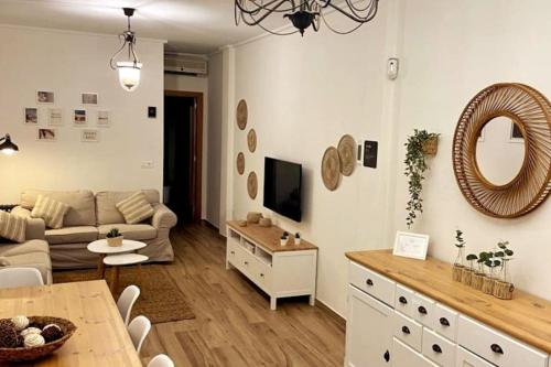 TV a/nebo společenská místnost v ubytování Casa de ensueño a 5 minutos de la playa