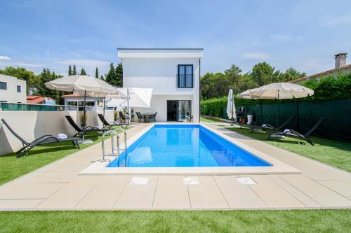 Modern Villa Angelina in Poreč