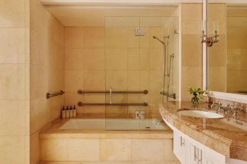 The Maybourne Beverly Hills, Maybourne photo 8