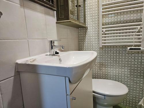 Ένα μπάνιο στο La casita de Orión,Piloña 37A01