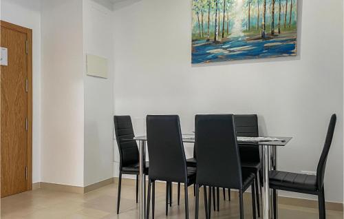 Kép Awesome Apartment In Estepona With Wifi szállásáról Esteponában a galériában