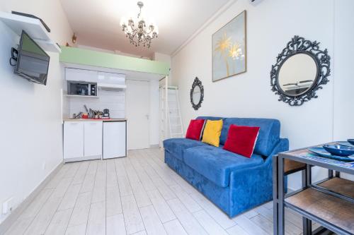 Little boudoir of Paris Champs-Elysées