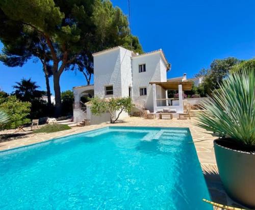 Πισίνα στο ή κοντά στο Casa Calma met nieuw zwembad en nabij zee