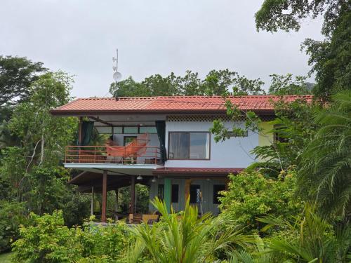 El edificio en el que está la villa