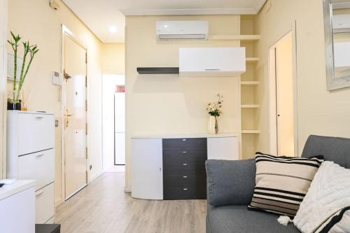 For You Rentals Coqueto Apartamento TEMPORAL de dos dormitorios EMB1545