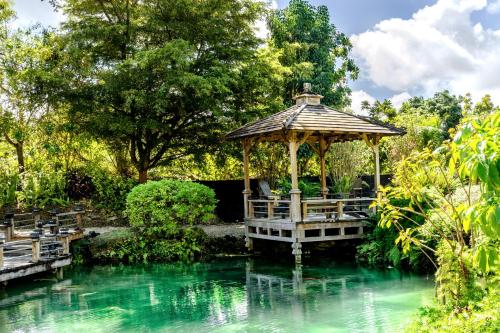 Landskap semula jadi dekat dengan rumah percutian