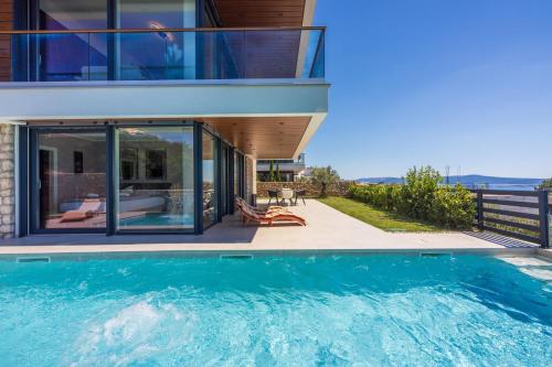 Bazén v ubytování Villa Santa Catarina nebo v jeho okolí