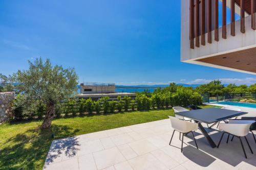 Příroda nedaleko vily