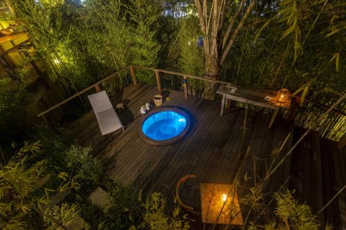 Κήπος έξω από το Felissimo Exclusive Hotel