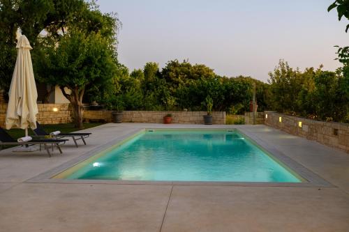 Πισίνα στο ή κοντά στο Blue Sky Villa in Crete