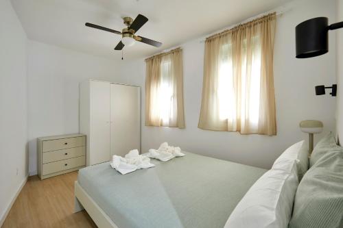 17 Nice apartment next to El Molino