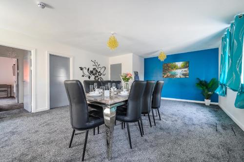 Posezení v ubytování -RB 2F 421- For your Relaxed, Cosy stay, Parking