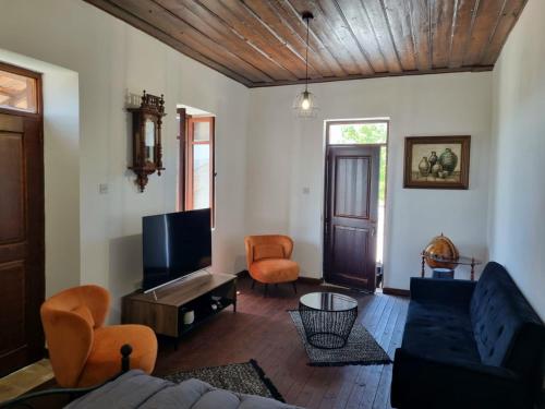 Μια τηλεόραση ή/και κέντρο ψυχαγωγίας στο Villa Christothea
