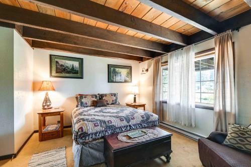 Gallery image of Rustic Home with Deck and Grills on Williamson River! in Chiloquin