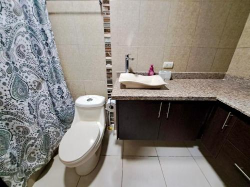 Un baño de Hermosa villa Gabriel