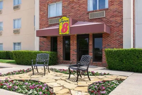 Super 8 by Wyndham Grapevine/DFW Airport Northwest in Irving