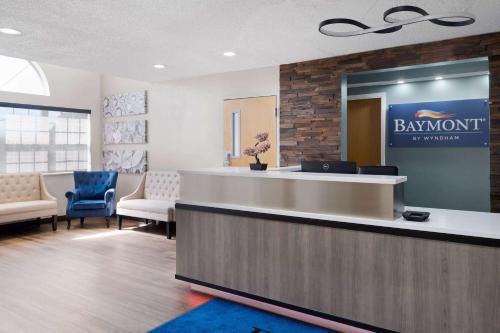 El lobby o recepción de Baymont by Wyndham Boardman