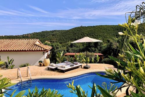 Villa Marlena, Calonge, Costa Brava,1 luxe private studio-appartement with private pool in quiet area, adults only, Catalonia, Spain
