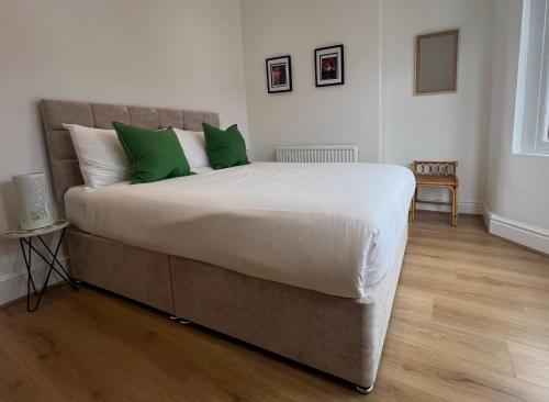 2025 Award Winner Liverpool Cherry House - 4 Bedrooms photo 21